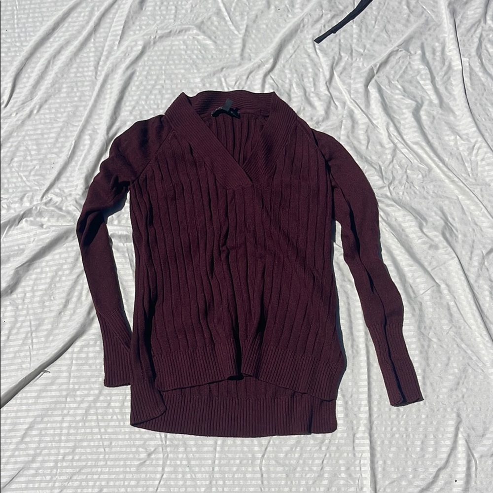 WHBM Women's Burgundy Sweater
